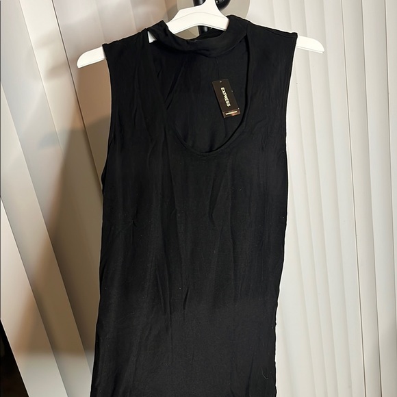 Express Black Cut Out Sleeveless Top - Picture 4 of 8